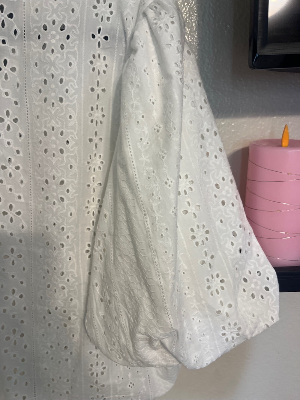 Zara Eyelet Button-Front Puff Sleeve Top - Picture 7 of 13